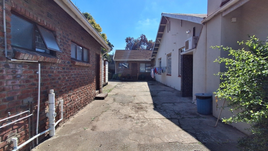 9 Bedroom Property for Sale in Cambridge Eastern Cape
